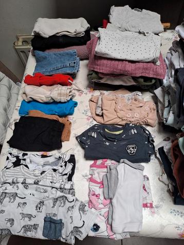 Baby kleding maat 74/80  beschikbaar voor biedingen