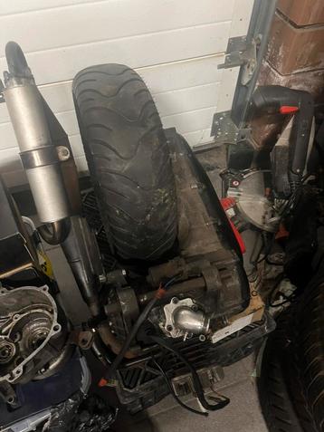 Aprilia sr 70cc blok beschikbaar voor biedingen