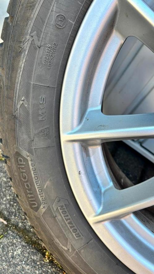 4 winterbanden BMW, Auto diversen, Autosport-onderdelen, Zo goed als nieuw, Ophalen