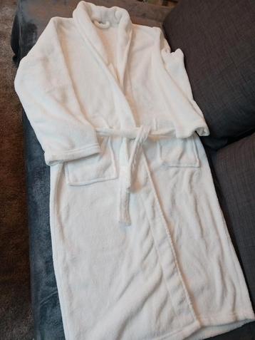 Witte badjas net als nieuw te koop. Maat M