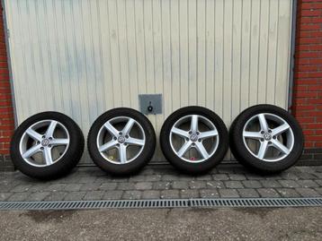 Set van 4 winterband op alu velg origineel VW beschikbaar voor biedingen