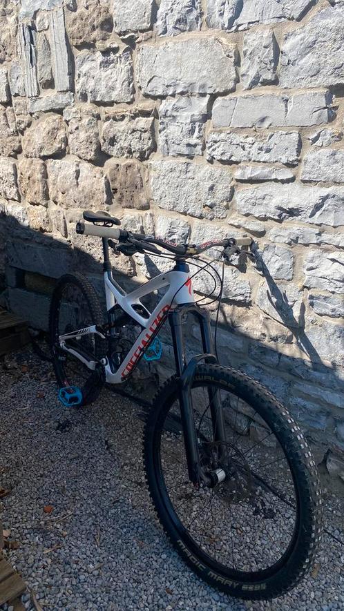Vtt Specialized enduro, Fietsen en Brommers, Fietsen | Mountainbikes en ATB, Gebruikt, Fully, Ophalen
