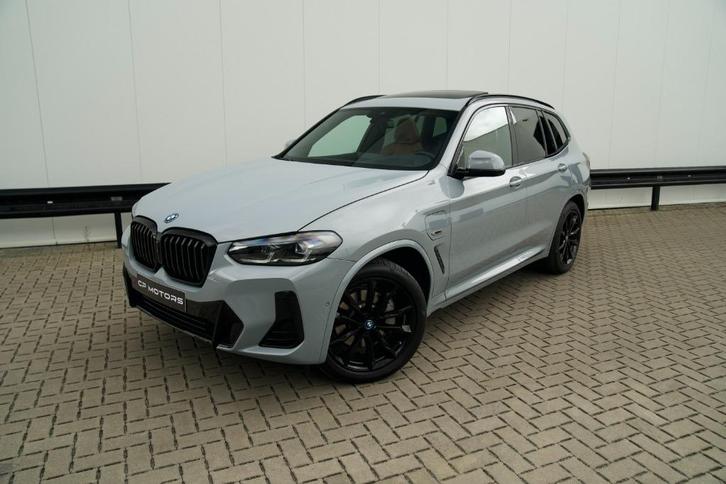 BMW X3 30e | X-DRIVE | M-PAKKET | PANO | HYBRIDE | BTW-WAGEN, Auto's, BMW, Bedrijf, Te koop, X3, 360° camera, 4x4, ABS, Achteruitrijcamera