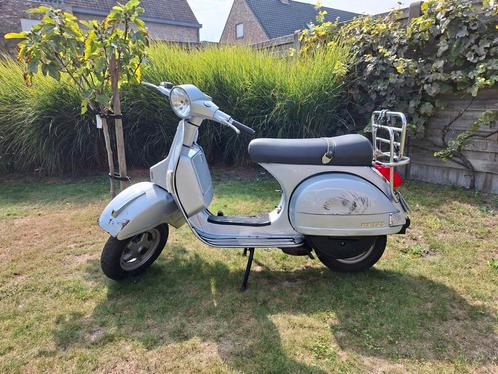 Vespa px 125 cc uit 2004 - 8110km., Fietsen en Brommers, Snorfietsen en Snorscooters, Gebruikt, Vespa, Ophalen