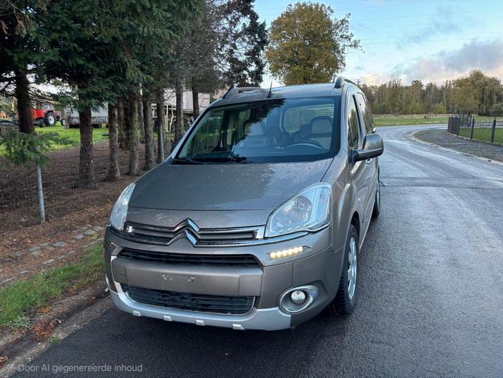 Citroen Berlingo 1.6 hdi met airco, Auto's, Citroën, Particulier, Berlingo, Mistlampen, Trekhaak, Ophalen