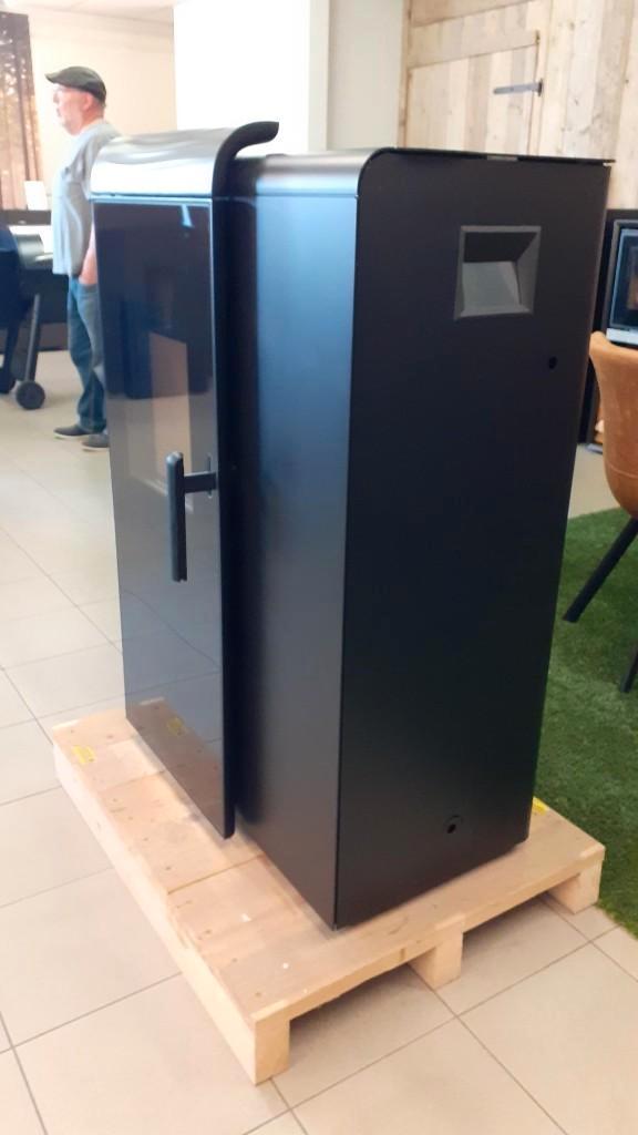 Combikachel pellet/hout  topmerk Rika, Huis en Inrichting, Kachels, Nieuw, Vrijstaand, Overige soorten, Overige brandstoffen, Ophalen