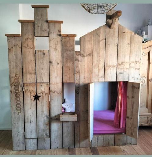 Stabiel stapelbed huisje steigerhout, Kinderen en Baby's, Kinderkamer | Stapelbedden en Hoogslapers, Gebruikt, Stapelbed, Ophalen