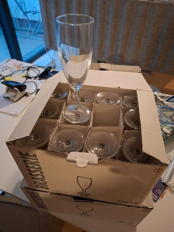 Assortiment Vaisselle (verres et tasses), Maison & Meubles, Cuisine | Vaisselle, Comme neuf, Verre ou Verres, Verre, Enlèvement