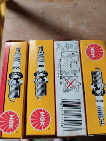 NGK 7956 BKR5EK - 4stuks beschikbaar voor biedingen