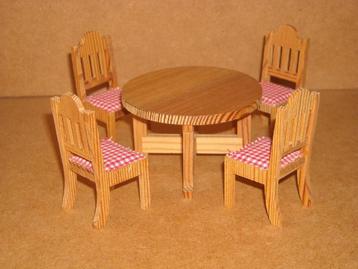 Lundby eethoek ronde tafel en 4 stoelen