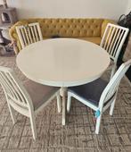 Te koop IKEA uitschuifbare tafel + 4 stoelen, Huis en Inrichting, Ophalen, Gebruikt