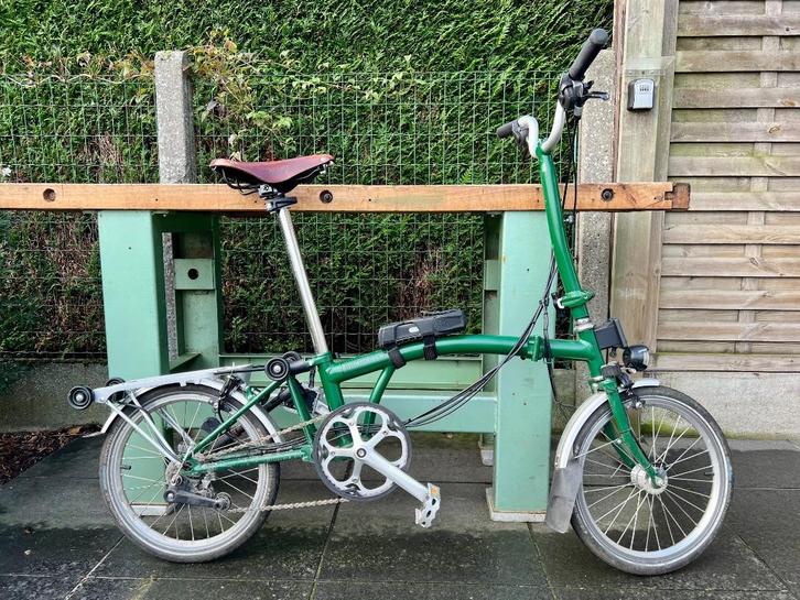 Brompton H6RN – Groen – Met Brooks B17 zadel, Fietsen en Brommers, Fietsen | Vouwfietsen, Zo goed als nieuw, Brompton, Totaal opvouwbaar