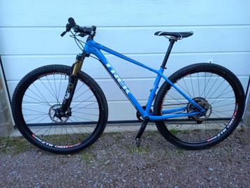 TREK SUPERFLY 29' - Fox Kashima , Hope , Notubes ZTR - ..... beschikbaar voor biedingen