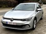 Volkswagen Golf 8 LIFE 2L TDI 115CV, Système de navigation, 5 places, Carnet d'entretien, 101 g/km