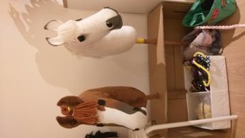 2 leuke ovega hobbyhorses voor best laage prijs voor ovega!! beschikbaar voor biedingen