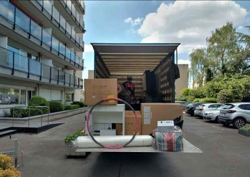 Coffre à meubles Camion à louer Permis de conduire B | Locat, Immo, Appartements & Studios à louer, Anvers (ville)