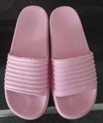 Roze badslippers maat 40/41, Vêtements | Femmes, Chaussures, Enlèvement ou Envoi, Rose, Comme neuf, Sandales de bain