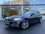 BMW 5 Serie 520 X-DRIVE / PANO / NAVI / ZETELVERWARMING / M, Auto's, Automaat, Euro 6, 4 cilinders, Blauw