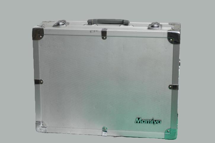 Mamiya koffer/hardcase voor foto apparatuur (1/2), Verzamelen, Foto-apparatuur en Filmapparatuur, Overige typen, Ophalen of Verzenden