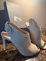 Nieuwe Nathan baume mt 36,5, Ophalen, Zo goed als nieuw