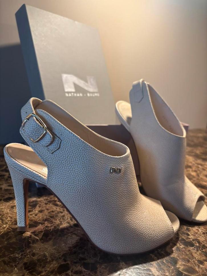Nieuwe Nathan baume mt 36,5, Kleding | Dames, Schoenen, Zo goed als nieuw, Ophalen