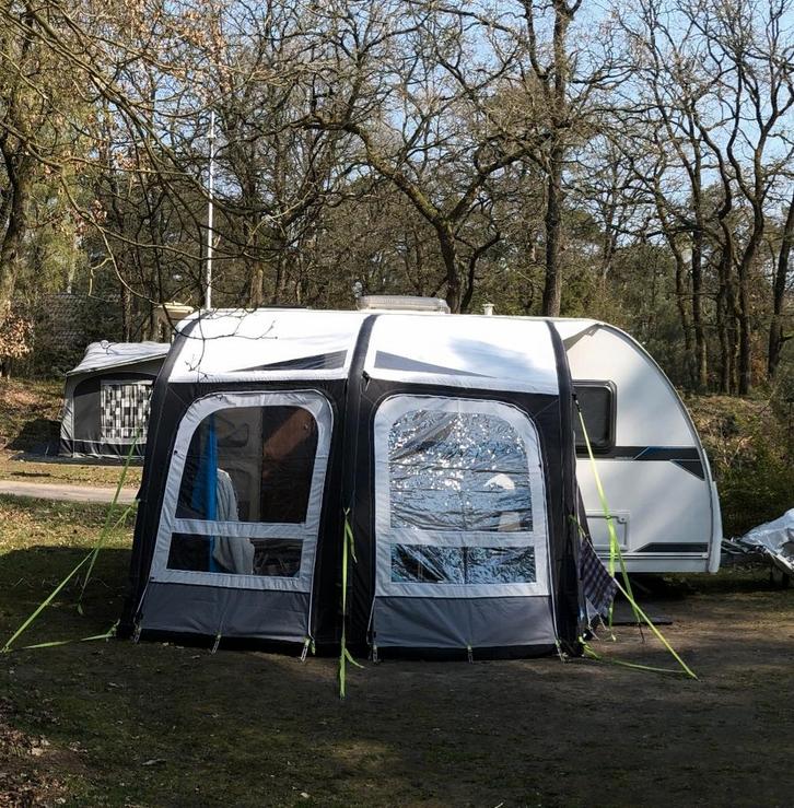 Opblaasbare voortent met grondzeil en opblaasbare uitbouw, Caravans en Kamperen, Tenten, Gebruikt, Ophalen