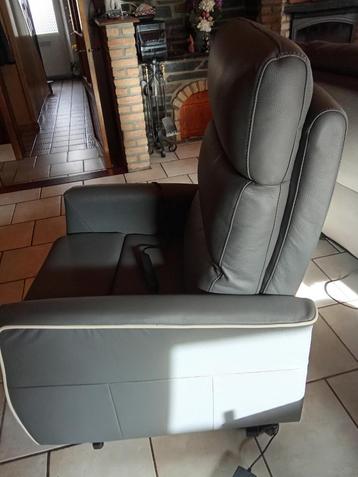 fauteuil relax  beschikbaar voor biedingen