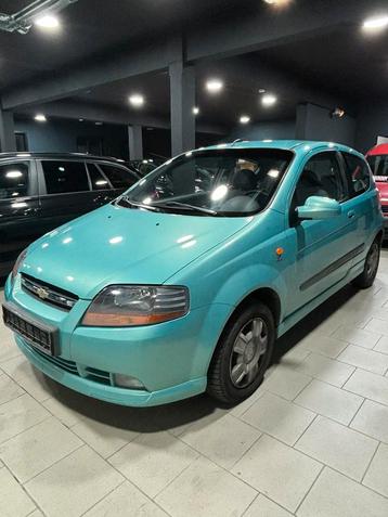 Chevrolet kalos 58600km disponible aux enchères