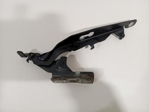 MOTORKAPSCHARNIER LINKS Volvo V60 I (FW / GW) (31385812), Auto-onderdelen, Overige Auto-onderdelen, Volvo, Gebruikt