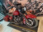 Harley-Davidson ROAD KING SPECIAL FLHRXS, Motos, Motos | Harley-Davidson, 2 cylindres, Chopper, Entreprise, 1868 cm³