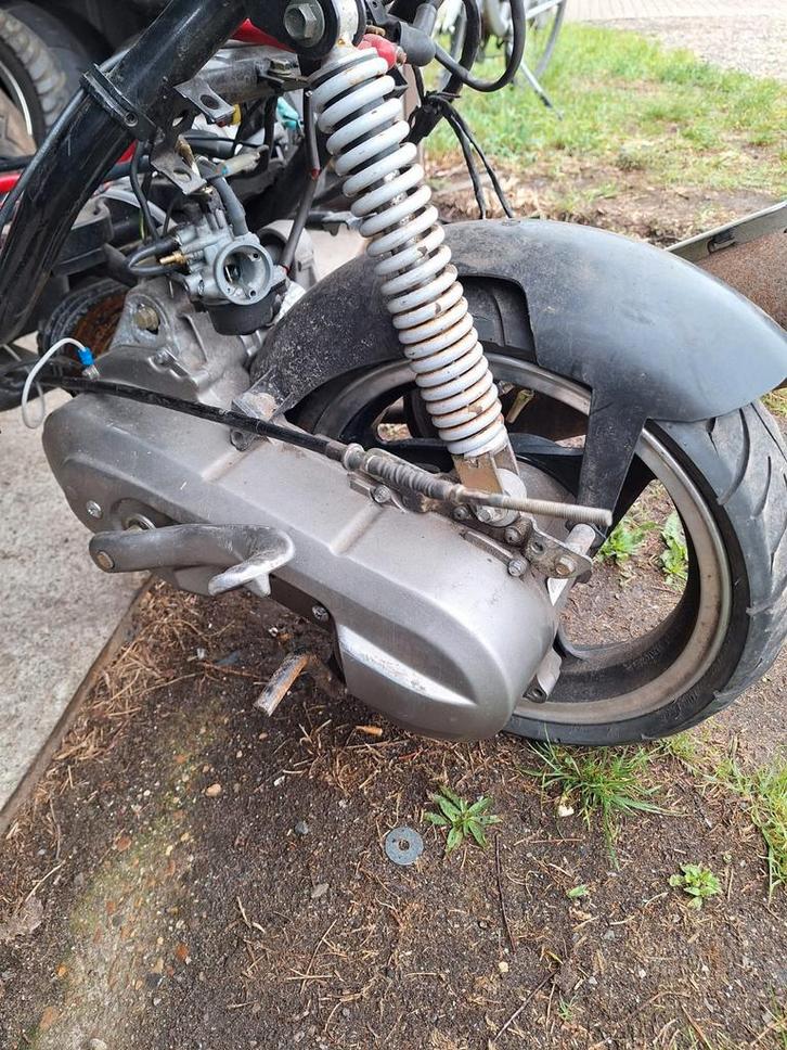 Bloc moteur complet à 2 temps Keeway 50 cc, 100 % en marche, Vélos & Vélomoteurs, Pièces de cyclomoteur | Général, Enlèvement ou Envoi