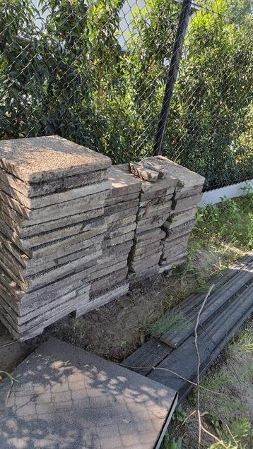 GRATIS - betontegels, Ophalen, Zo goed als nieuw