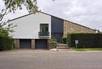 Maison à louer à Beauraing, 4 chambres, 226 m², Vrijstaande woning, 4 kamers