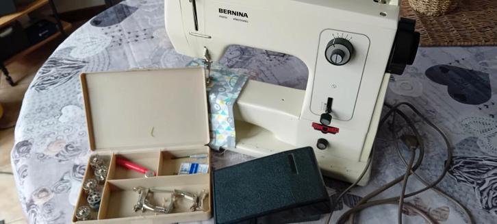 Bernina 803, Hobby & Loisirs créatifs, Machines à coudre & Accessoires, Bernina, Enlèvement