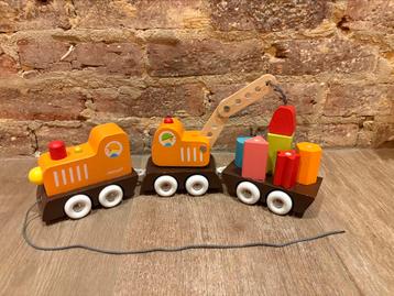 houten trein met 5 magneetblokjes beschikbaar voor biedingen