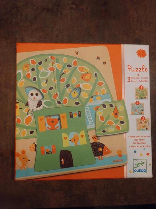 Djeco Laagjespuzzel - Boom vol leven - 12 stukjes, Kinderen en Baby's, Speelgoed | Kinderpuzzels, Gebruikt, Van hout, Ophalen