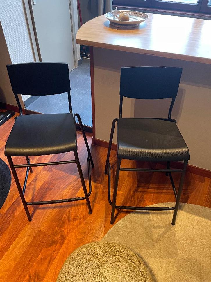 Chaises hautes neuves ikea, Maison & Meubles, Chaises, Neuf, Deux, Synthétique, Noir, Enlèvement