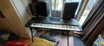 Roland g800 met dubbel statief geluid en voetpedalen, Muziek en Instrumenten, Ophalen, Gebruikt, Roland, Aanslaggevoelig