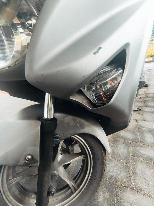 Suzuki Burgman 125cc, Motoren, Motoren | Suzuki, Particulier, Scooter, 11 kW of minder, 4 cilinders, Minimaal motorrijbewijs A1