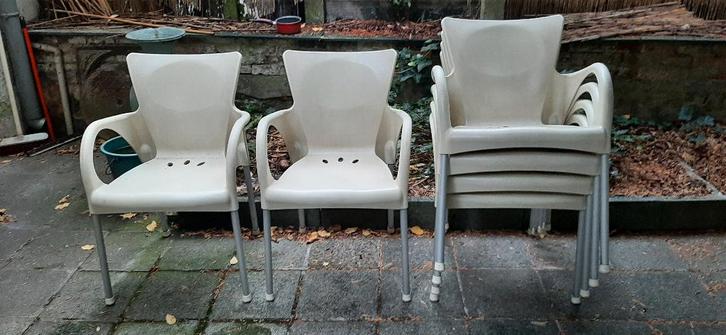 Stoelen voor binnen en buiten, Huis en Inrichting, Stoelen, Zo goed als nieuw, Vijf, Zes of meer stoelen, Overige materialen, Wit