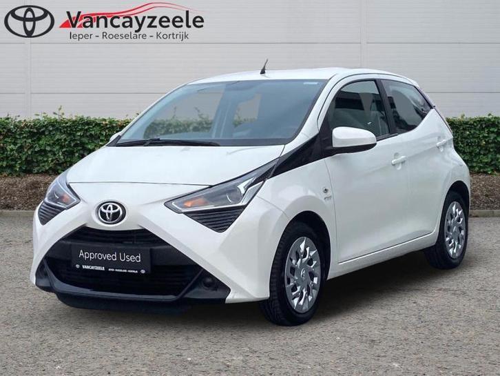 Toyota Aygo x-play2+cam+AC+carplay + androidauto, Auto's, Toyota, Aygo, Airbags, Airconditioning, Bluetooth, Centrale vergrendeling