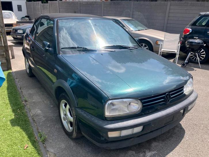 Volkswagen cabriolet 1800 cc benzine 1994, Auto's, Volkswagen, Bedrijf, Te koop, Golf, Benzine, Cabriolet, 3 deurs, Handgeschakeld