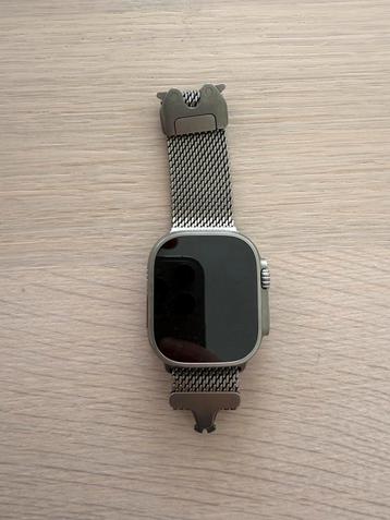 Apple Watch Ultra met Titanium Milanese Loop, Étanche, Gris, Enlèvement ou Envoi, IOS