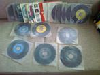 30 Singeltjes Frans, Duits, Engels., Ophalen of Verzenden, 1960 tot 1980, Gebruikt
