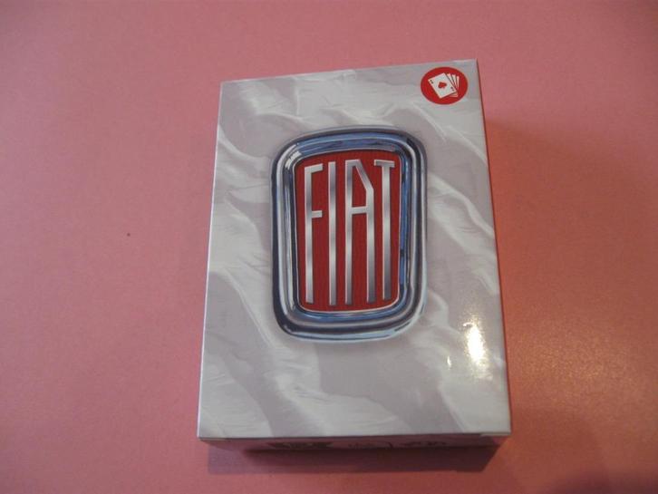 Mooi kaartspel - speelkaarten FIAT 500, Verzamelen, Speelkaarten, Jokers en Kwartetten, Nieuw, Speelkaart(en), Ophalen of Verzenden