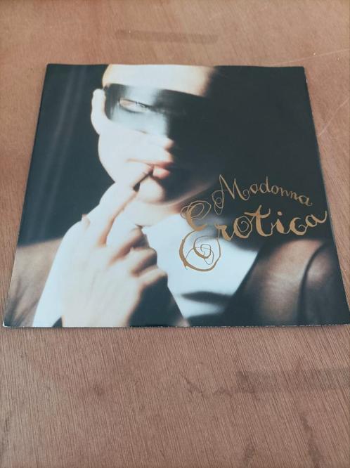 Single vinyle Madonna Erotica, CD & DVD, Vinyles | Pop, Comme neuf, Enlèvement ou Envoi