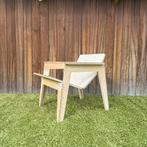 The Flat-Pack Frontier Chair by Will Holman, Enlèvement ou Envoi