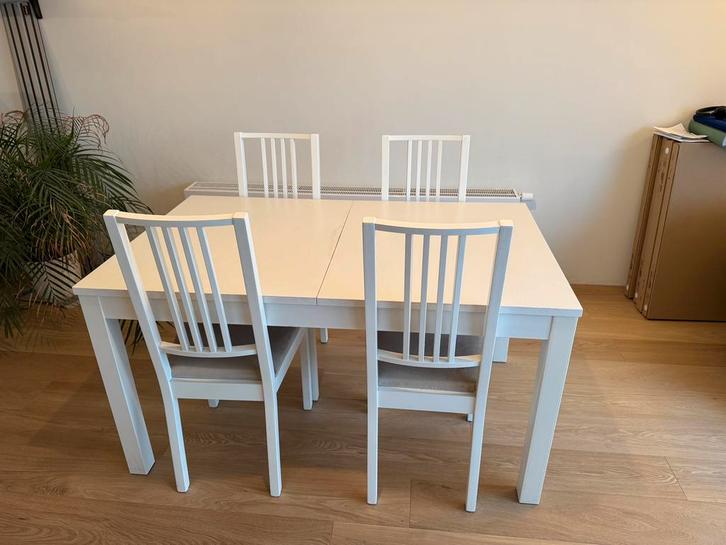Table extensible & lot de 4 chaises IKEA, Maison & Meubles, Salles à manger complètes, Utilisé, 4 à 6 chaises, Enlèvement