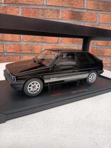 Schaalmodel renault 11 turbo, schaal 1.18,nieuwstaat met ovp beschikbaar voor biedingen