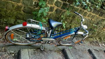 Vintage velo beschikbaar voor biedingen